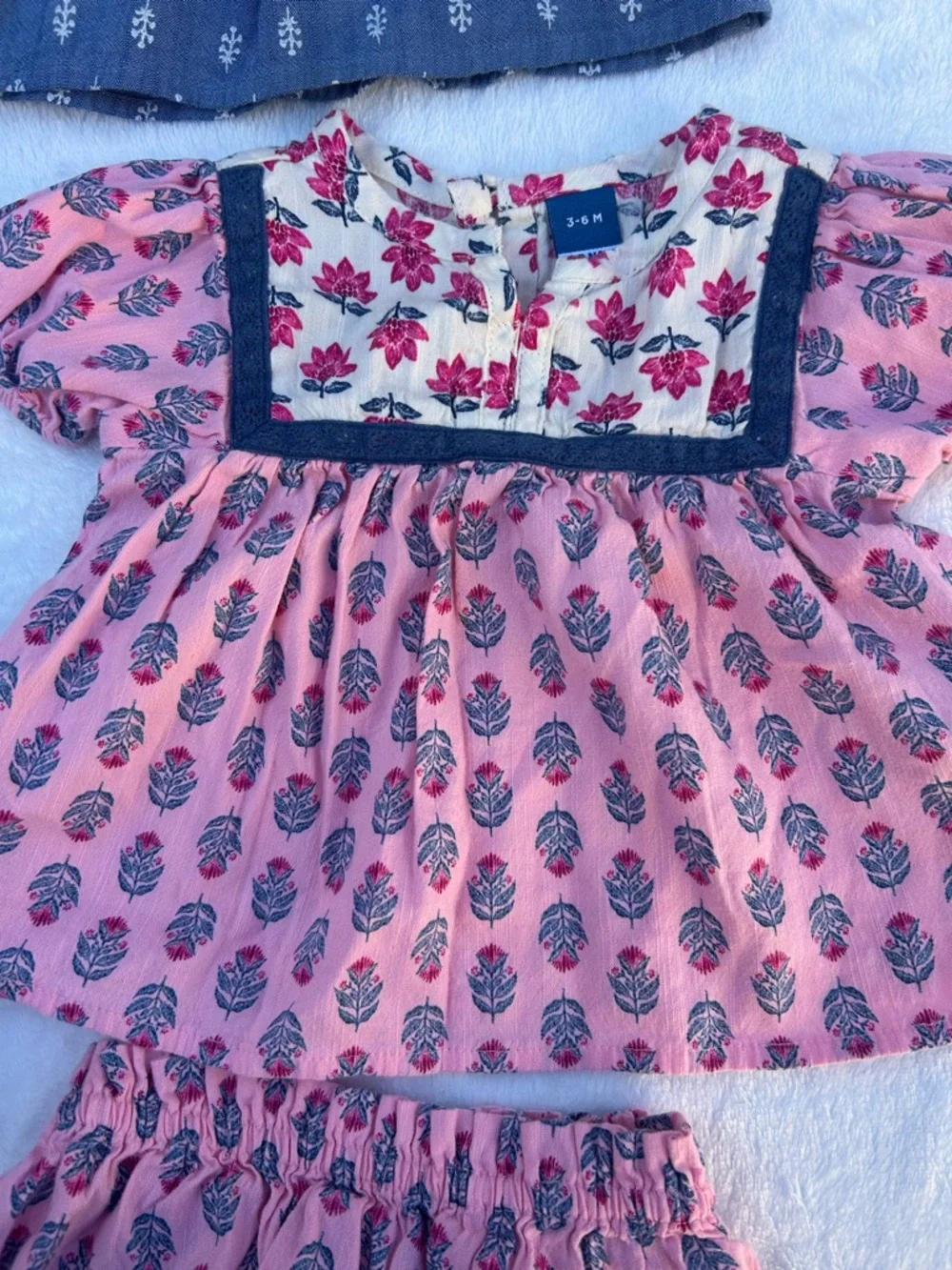 Old Navy Pink Floral Baby Matching Set